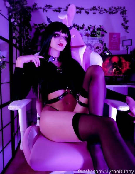 MythoBunny star pornographic pics