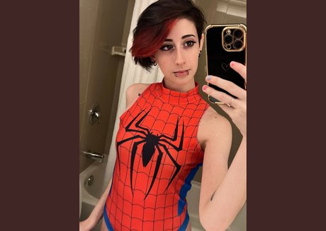 Twelveshade sexy star photos