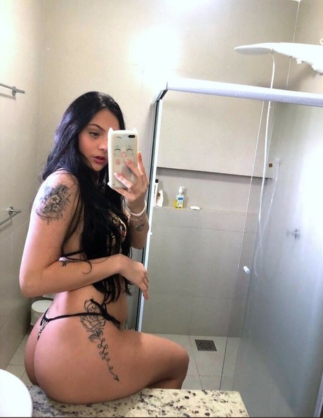 amandaportinelly_ naked model picture