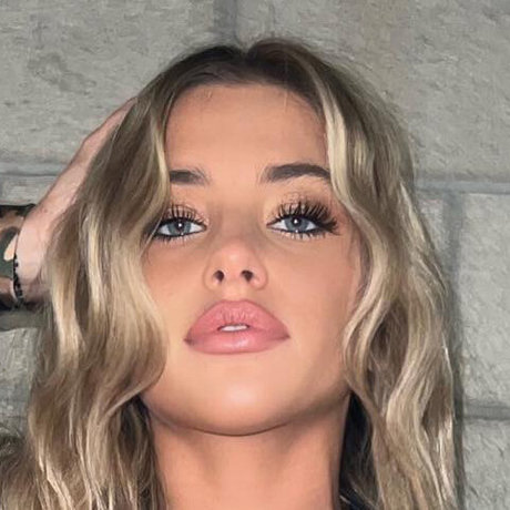 Elle Danjean Profile pic