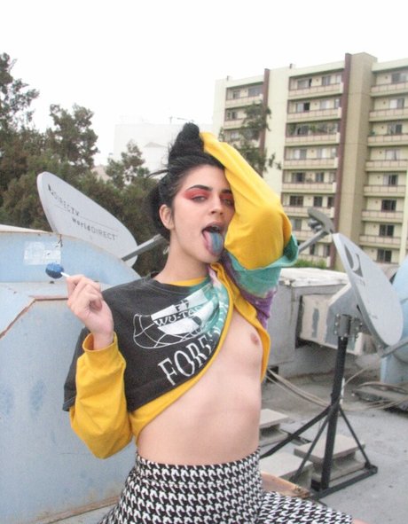 foreigntrashbag nude actress pictures