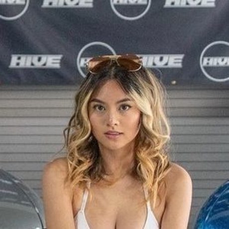 Nina Valencia xxx model photo