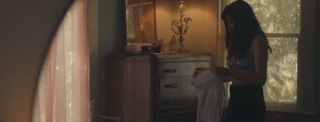 Shaliene Woodley nude pornstar archive