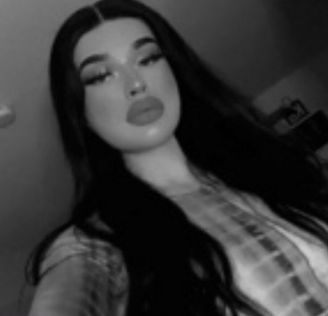 Lu Aaliyah best model photo