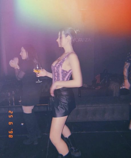 tall busty onlyfans perfect pics