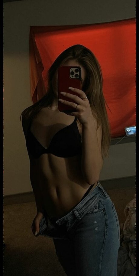 autumn jl pretty model picture