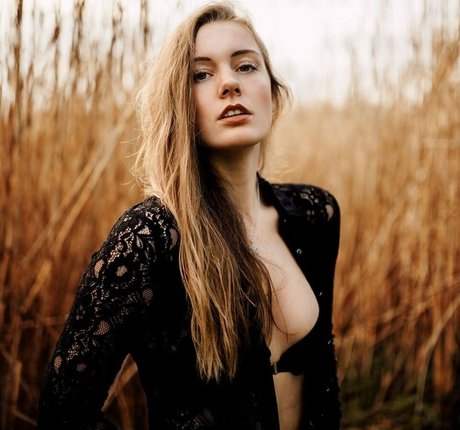 _sidneyann_ model porn pictures