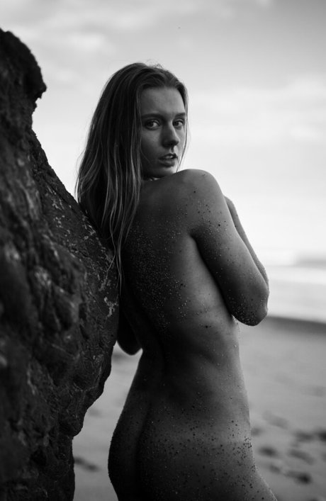 _sidneyann_ pornstar sexy image