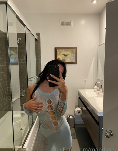 amvndaa pornographic actress pics