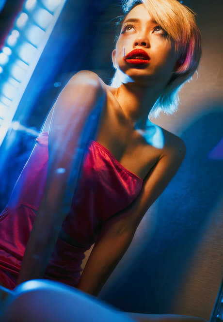 EmotionalBirdy porn model image