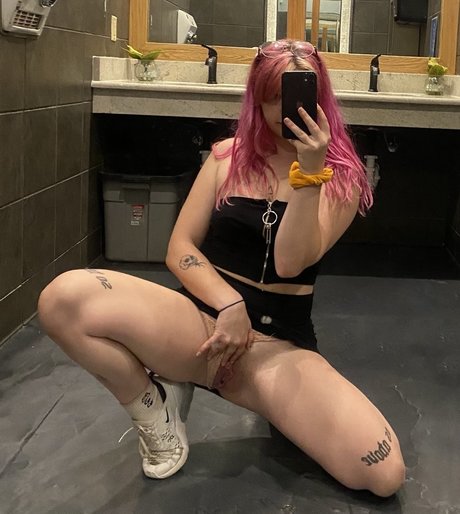 Trippyelf erotic star gallery