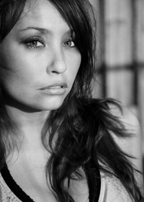 Lucinda Rhodes Flaherty exclusive star pics