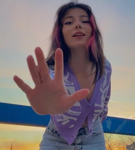 Hellosicky pornstar nudes pic