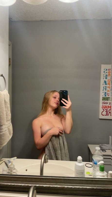 Thekylieshay model exclusive photos