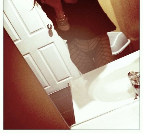 Maggie Q perfect star image