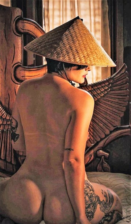 Laura Lehmkuhl art actress image