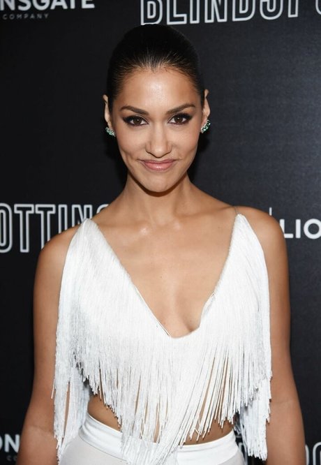 Janina Gavankar nice model img