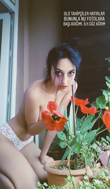 Kizillolita model nude pic