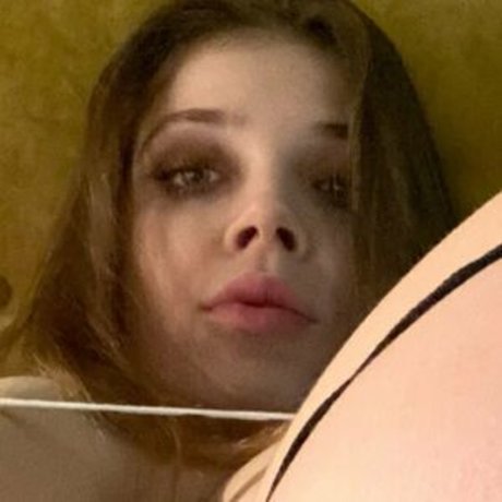 MihaNika69 pornstar adult img