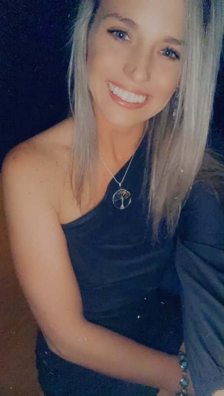 sun0fsam naked model photo