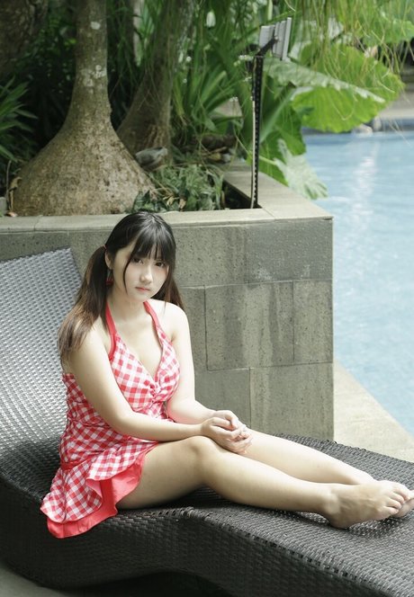 Dea Marella model erotic image