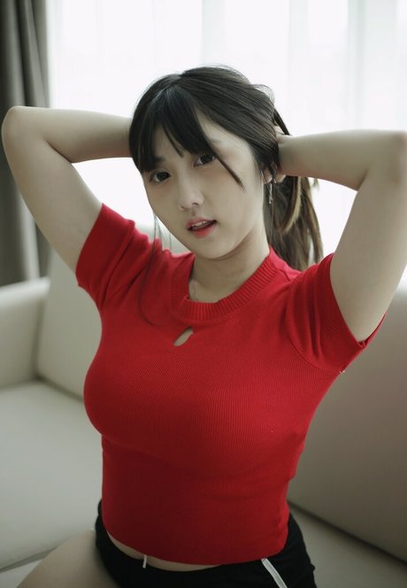 Dea Marella pretty model galleries