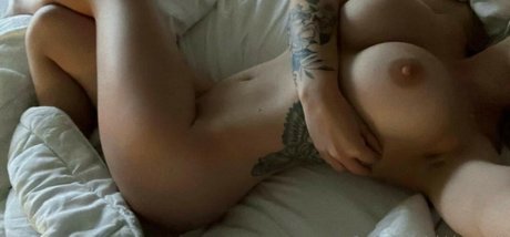 Kaleigh Hutson model sexy pictures