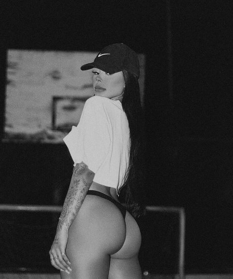 Mah Tavares beautiful actress images