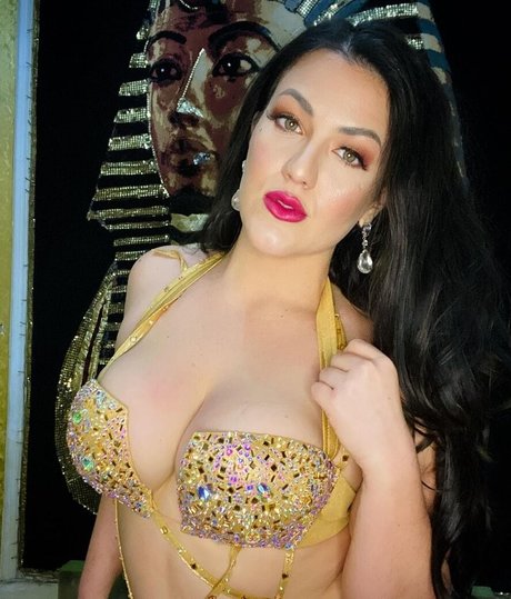 Luxie Zahra free model archive