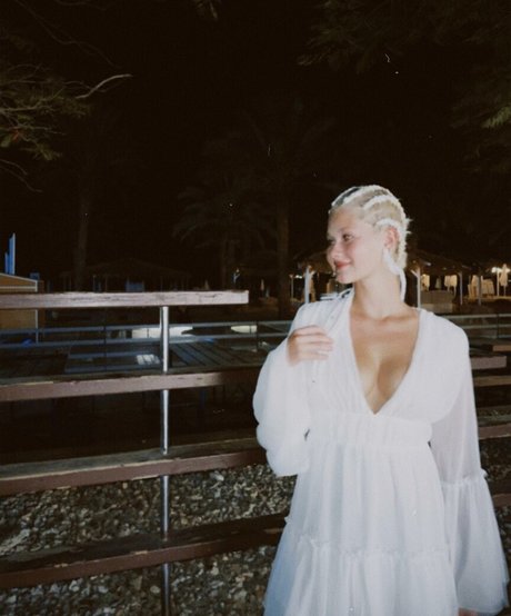 Nikaromm porn actress picture