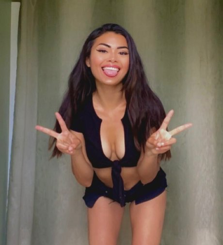 Rinka Moon sex star photo