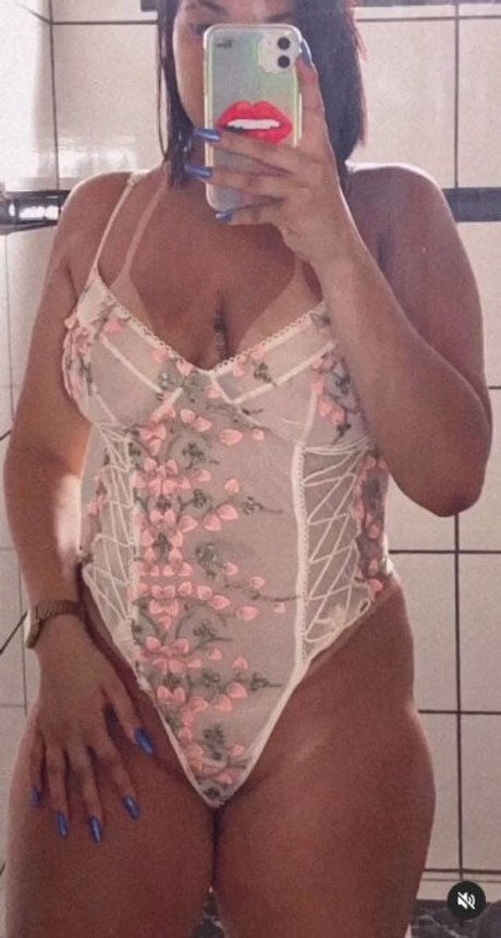 Juliana Beatriz model adult gallery