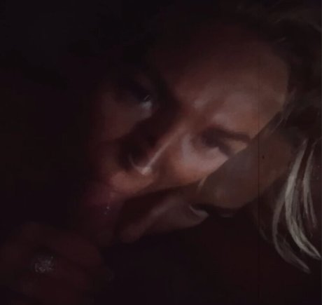 Elena Caplan star hot image