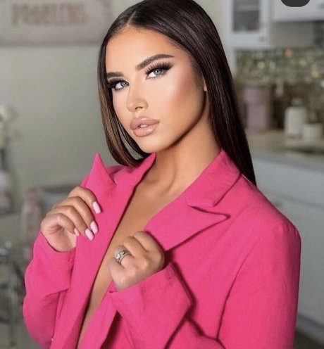 gabriellaaruiz pornstar nude image