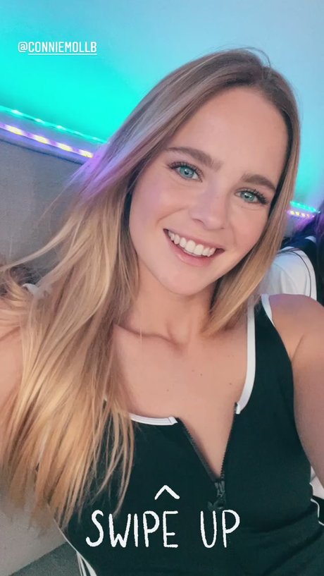 Inna Moll high quality star pic