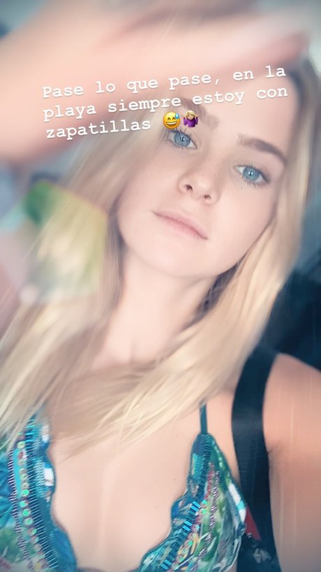 Inna Moll model adult images