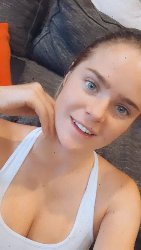 Inna Moll model nude photo