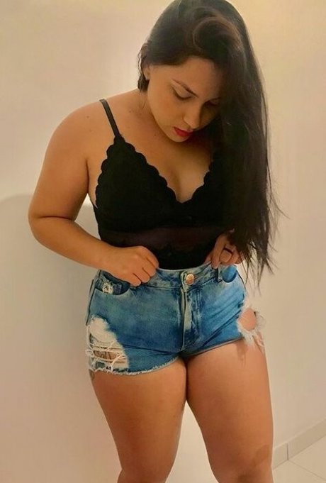 Thallyta Araujo model erotic images