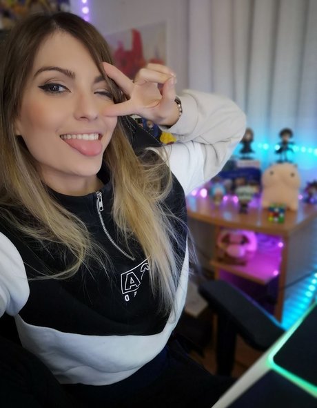 Iamcristinini star free archive