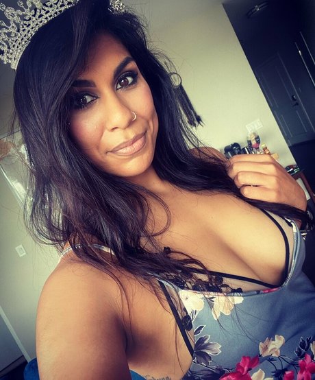 The Try Channel model photo