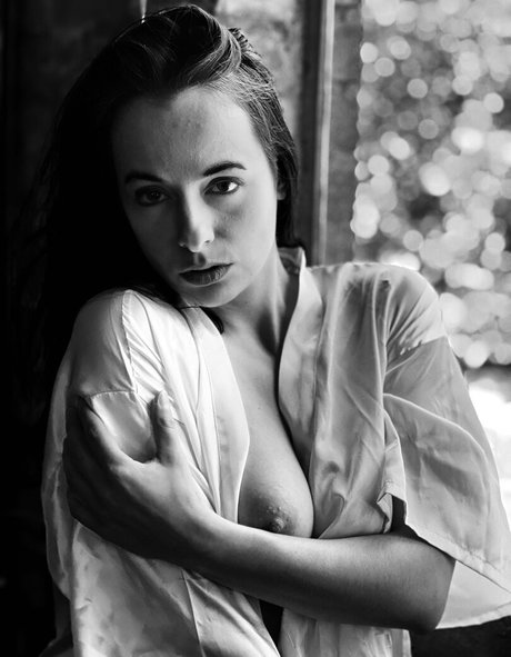 Sophie Stage model hot photos