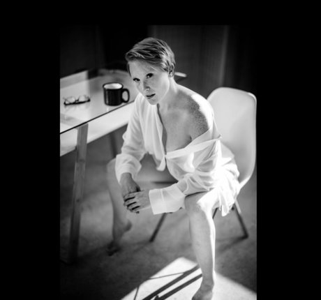 Izzabella Robbins porn actress photos