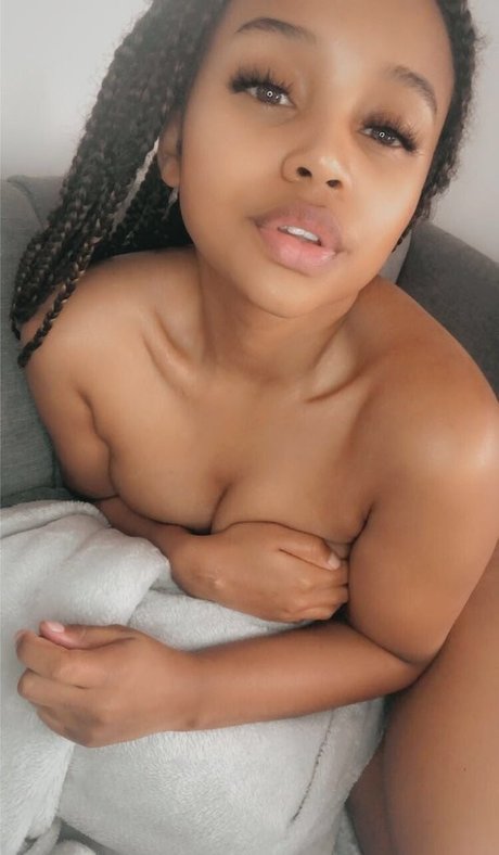 Coffie x pornstar nudes photo