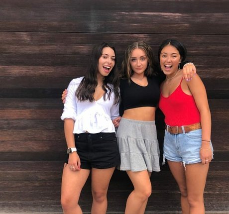 Ruby Pearl Esler sexy actress pictures