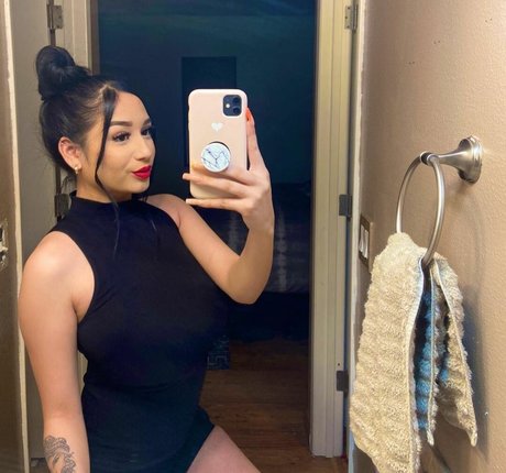 bitamartinezz sexy model galleries