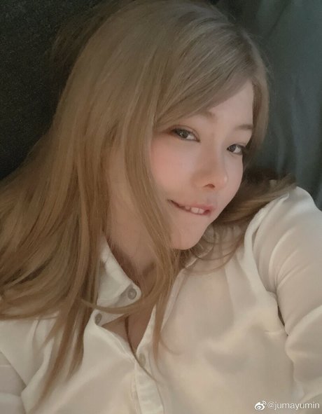 Julia Nakamura beautiful model archive