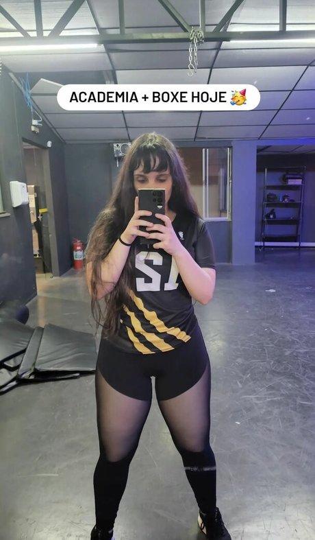 Laysa Meroto hd pornstar photos