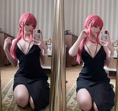 Unsol iel nude model pic