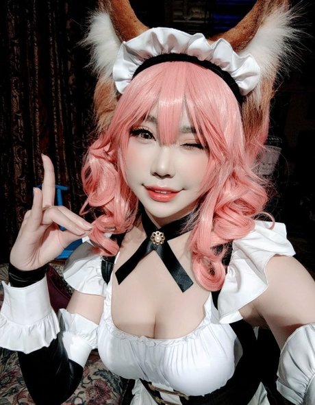 tsikyo nudes model pics