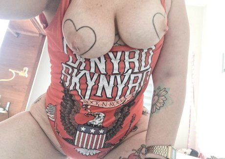 Pimenta Suicide pornstar naked img